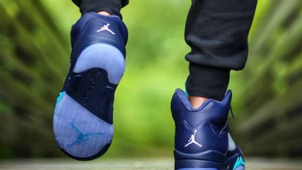 Nike Air Jordan 5 Retrokengät Miehille Laivastonsininen