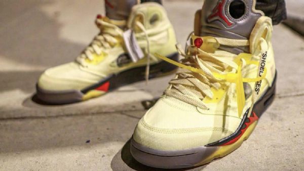 Nike Off-white Air Jordan 5 Four Kengät Miehille Keltainen