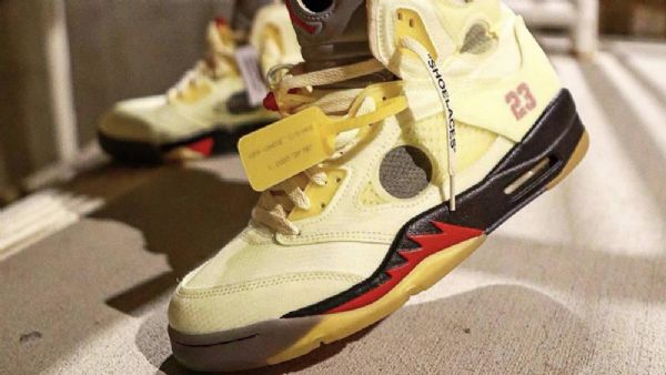 Nike Off-white Air Jordan 5 Four Kengät Miehille Keltainen