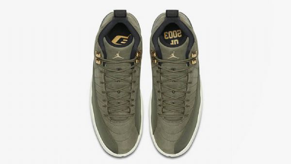 Nike Air Jordan 12 Chris Paulin Luokan 2003 Kengät Miehille Oliivinvihreä