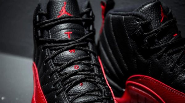 Nike Air Jordan 12 Flu Game Kengät Miehille Tummansininen Sininen Punainen