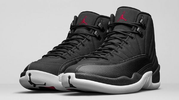 Nike Air Jordan 12 Nailonkengät Miehille Mustat