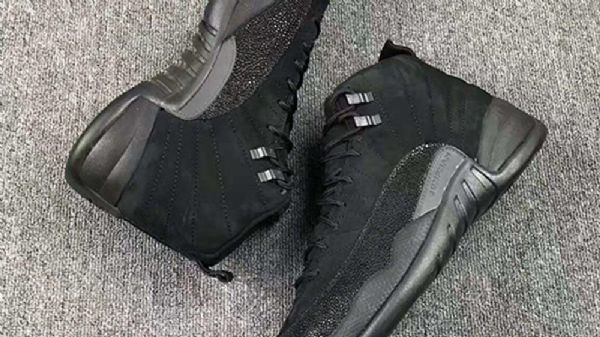 Nike Air Jordan 12 Ovo Kengät Miehille Mustat