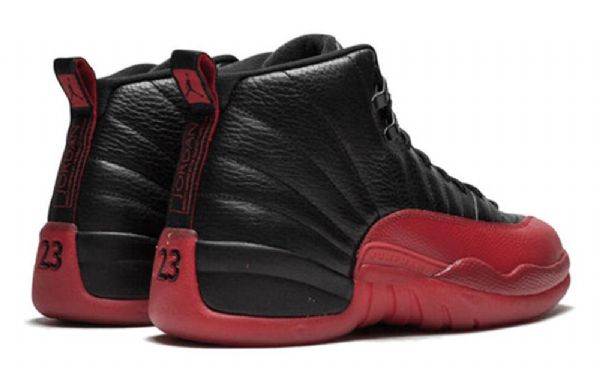 Nike Air Jordan 12 Retro Bg Koripallokengät Miehille Musta Punainen