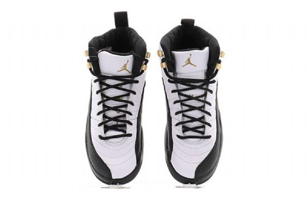 Nike Air Jordan 12 Retro Gs Koripallokengät Miehille Valkoinen Musta