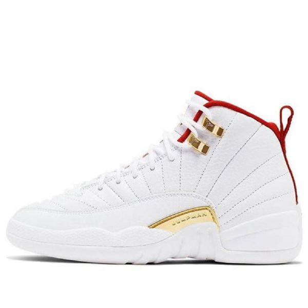 Nike Air Jordan 12 Retro Gs Koripallokengät Miehille Valkoinen Punainen