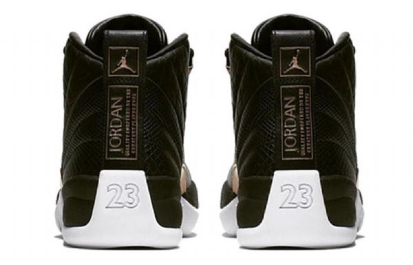 Nike Air Jordan 12 Retro Koripallokengät Naisille Musta