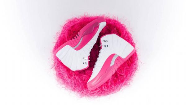 Nike Air Jordan 12 Retro Vivid Kengät Miehille Pinkki Valkoinen