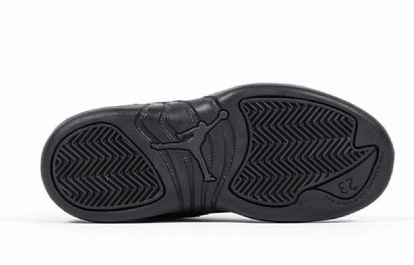 Nike Air Jordan 12 Retro Winterized Ps Koripallokengät Miehille Musta