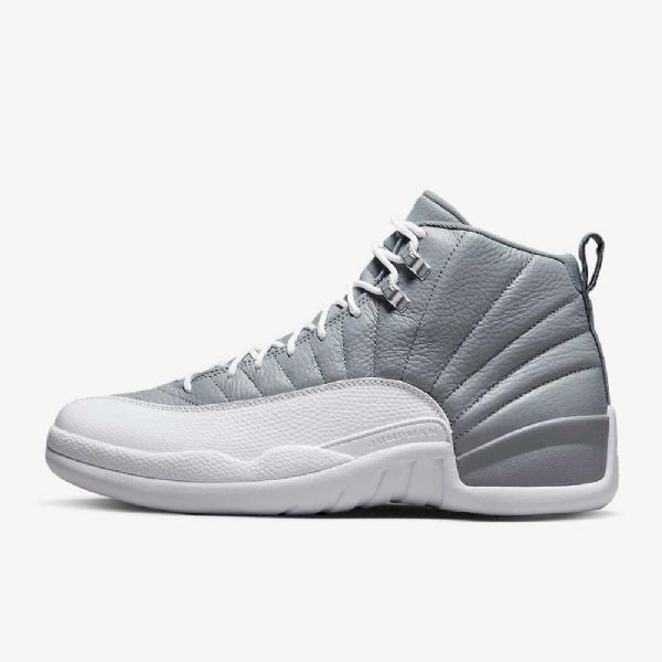 Nike Air Jordan 12 Retrokengät Miehille Harmaa Valkoinen