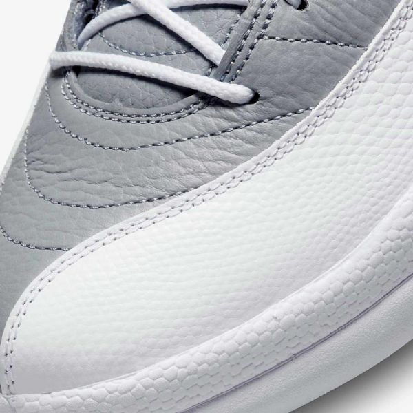 Nike Air Jordan 12 Retrokengät Miehille Harmaa Valkoinen