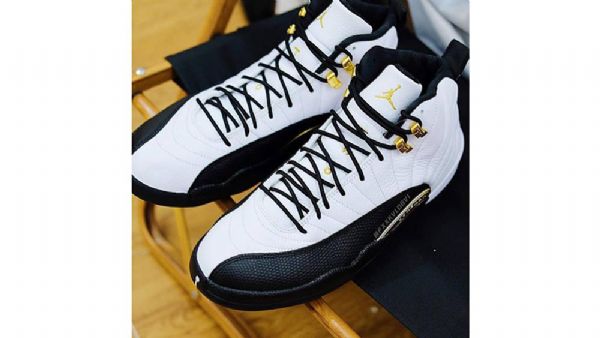 Nike Air Jordan 12 Royalty Naisten Kengät Valkoinen Musta