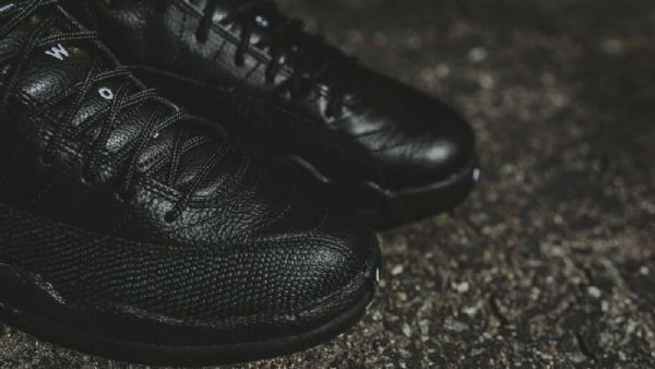 Nike Air Jordan 12 The Master Kengät Miehille Musta
