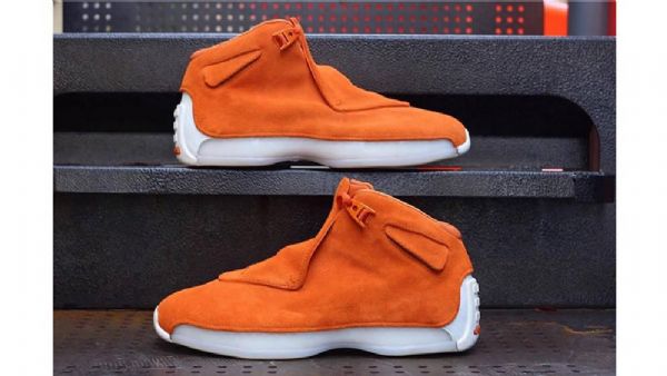 Nike Air Jordan 18 Mokkanahka Kengät Miehille Oranssi