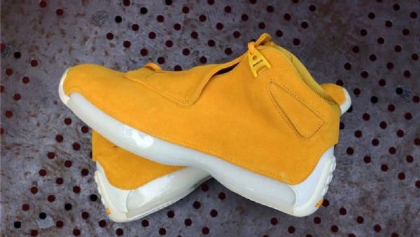 Nike Air Jordan 18 Mokkanahkaiset Miesten Kengät Keltainen
