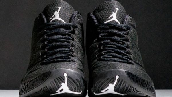 Nike Air Jordan Xx9out Miesten Kengät Mustat